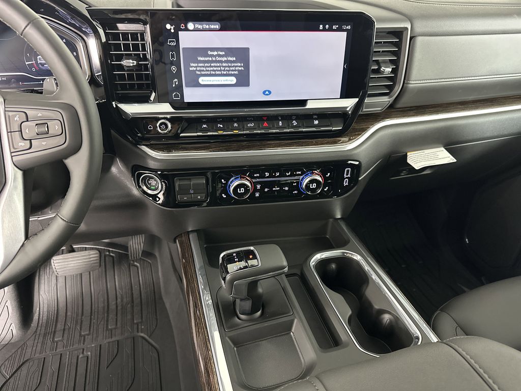 new 2025 GMC Sierra 1500 car, priced at $60,424