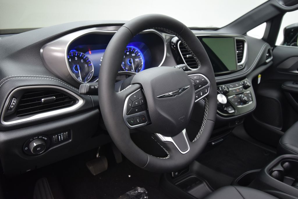 new 2026 Chrysler Pacifica car, priced at $45,603