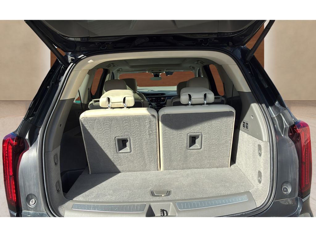 used 2023 Cadillac XT6 car, priced at $37,400