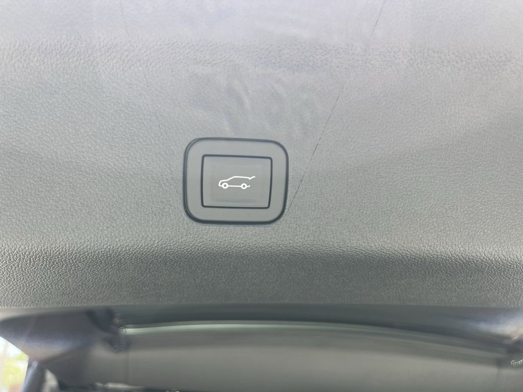 new 2025 GMC Yukon XL car, priced at $86,285
