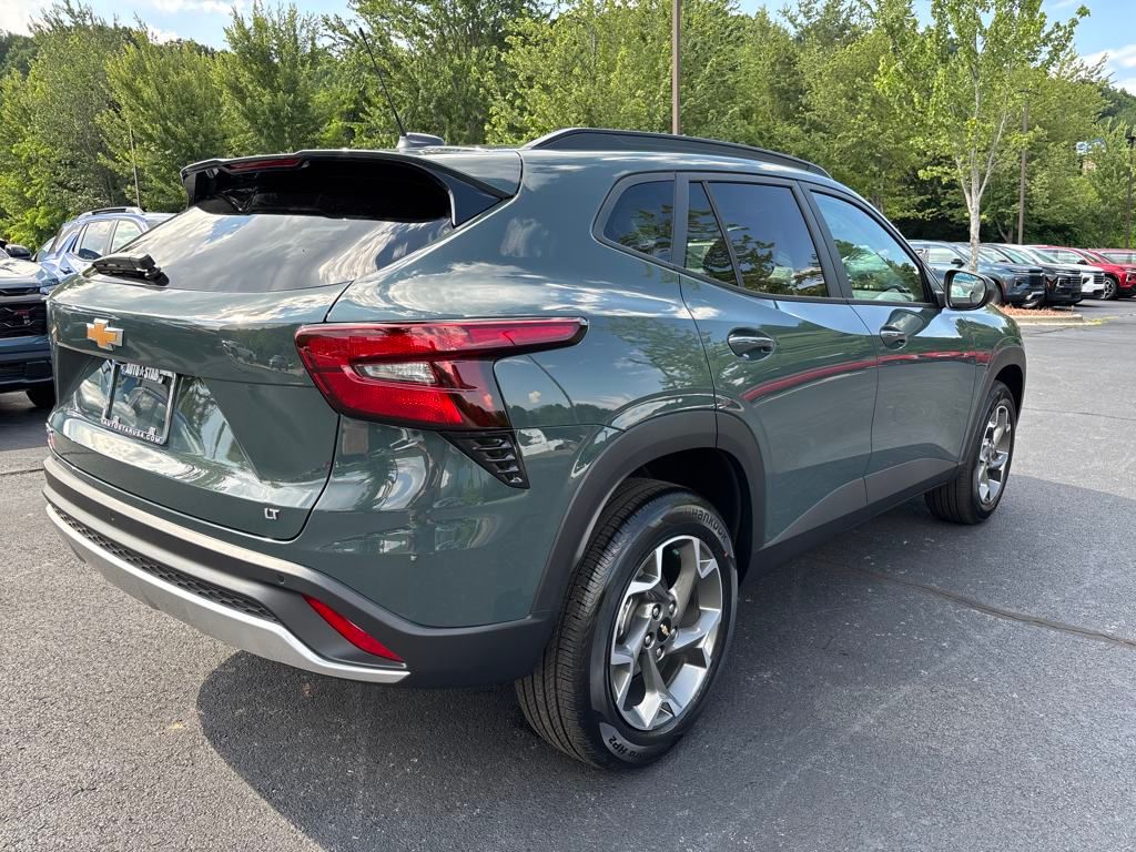 new 2025 Chevrolet Trax car, priced at $25,485