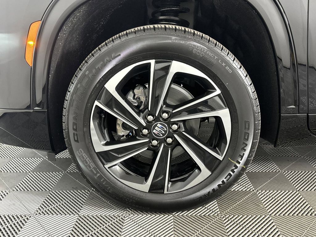 new 2025 Buick Enclave car, priced at $46,530