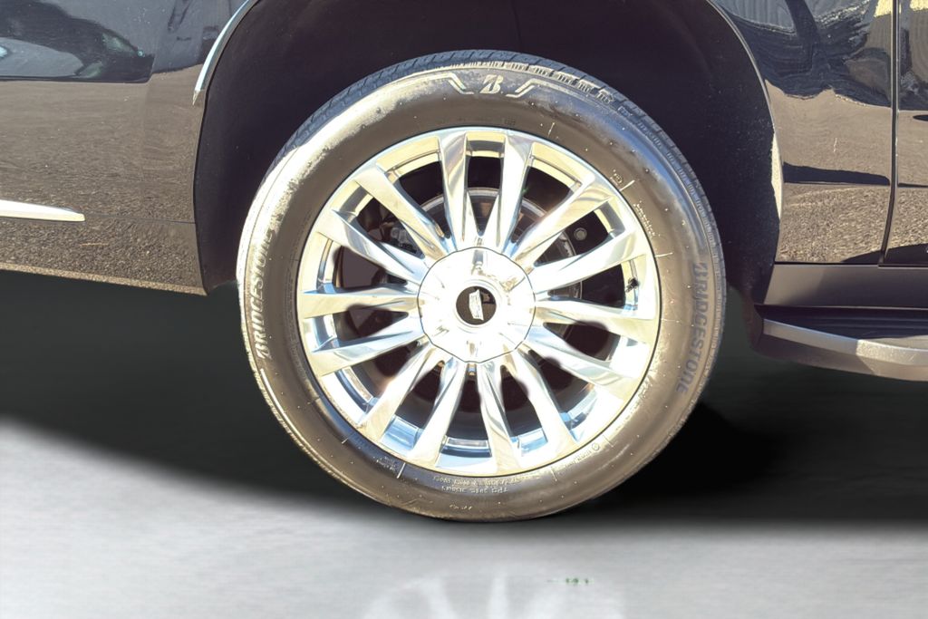 used 2023 Cadillac Escalade ESV car, priced at $66,400