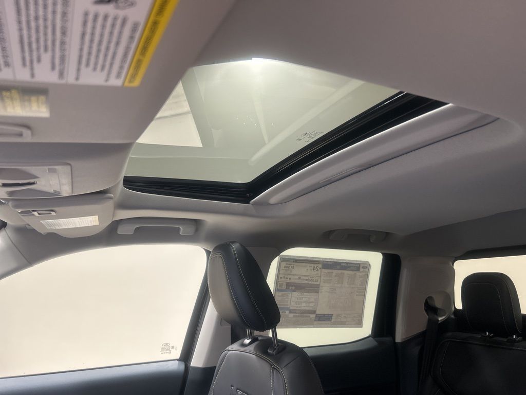 new 2025 Ford Maverick car, priced at $40,695