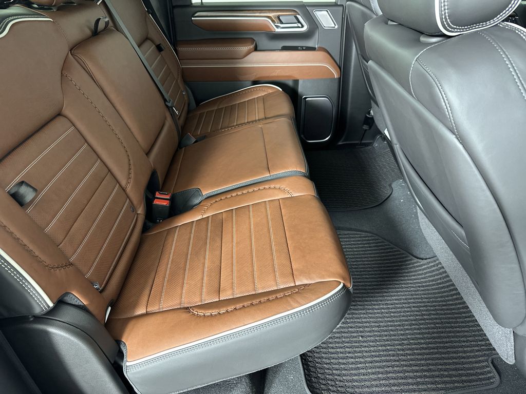 new 2025 GMC Sierra 2500HD car, priced at $93,552