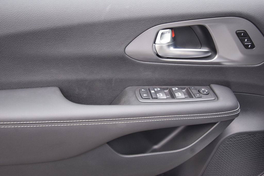 new 2026 Chrysler Pacifica car, priced at $42,839