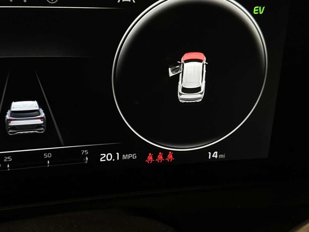 new 2025 Kia Sportage Plug-In Hybrid car, priced at $45,506