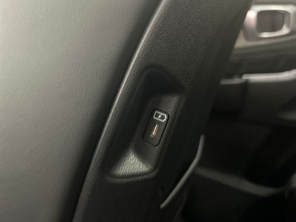 new 2025 Kia Sorento car, priced at $42,287