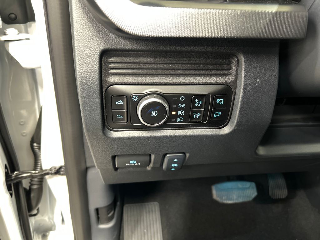 new 2025 Ford F-350SD car, priced at $97,870