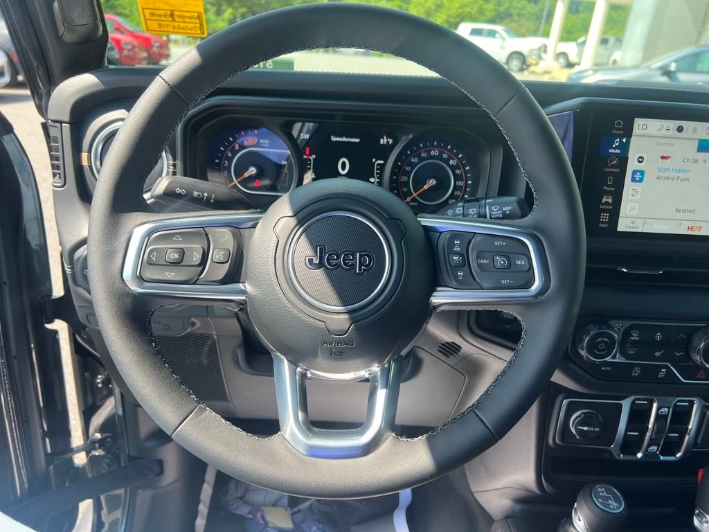 new 2025 Jeep Wrangler car, priced at $53,990