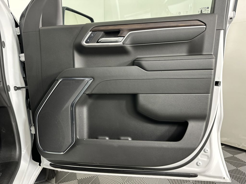 used 2024 GMC Sierra 1500 car, priced at $47,988
