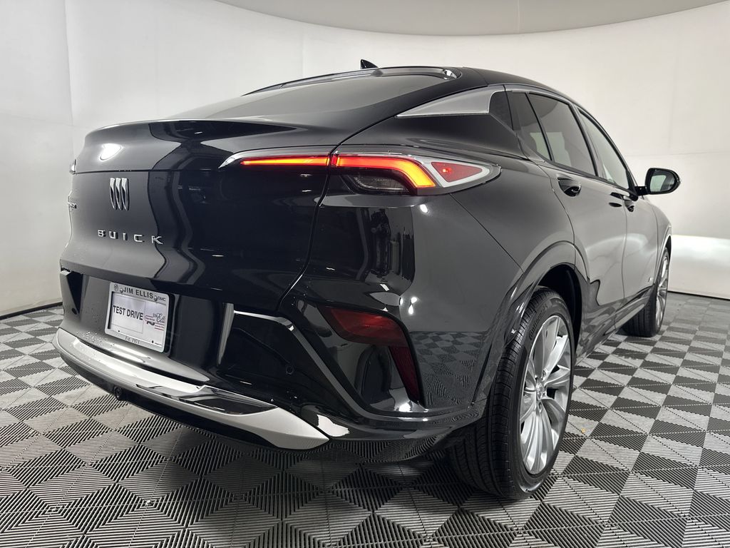 new 2025 Buick Envista car, priced at $31,085