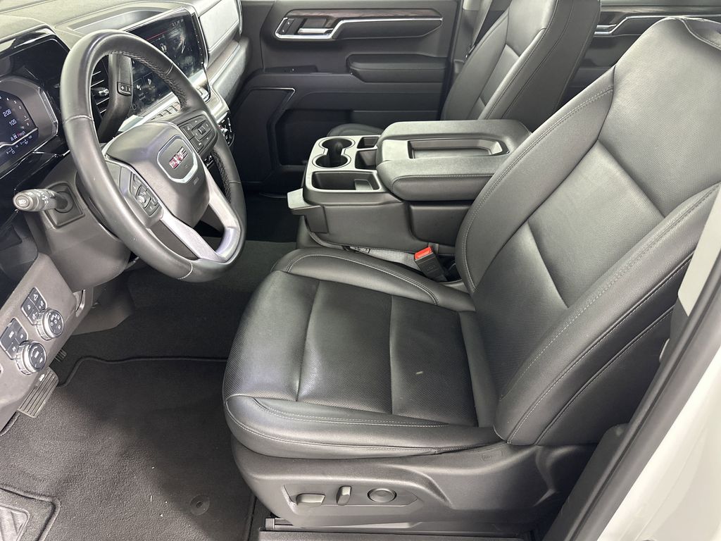 used 2024 GMC Sierra 1500 car, priced at $47,988
