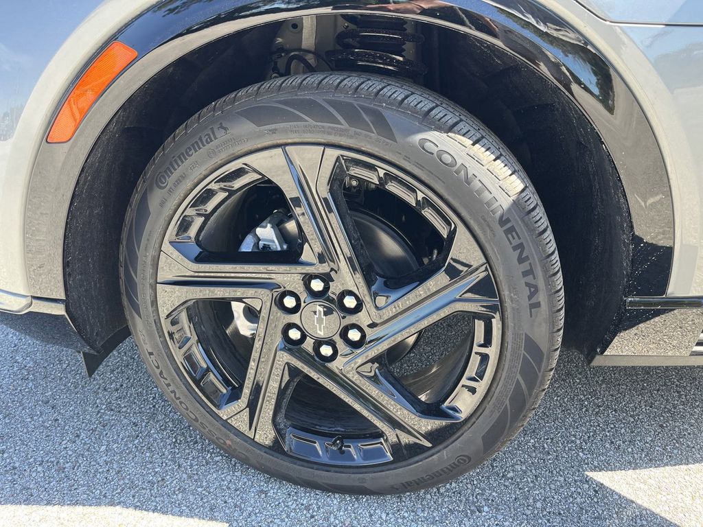 new 2025 Chevrolet Equinox EV car, priced at $45,347