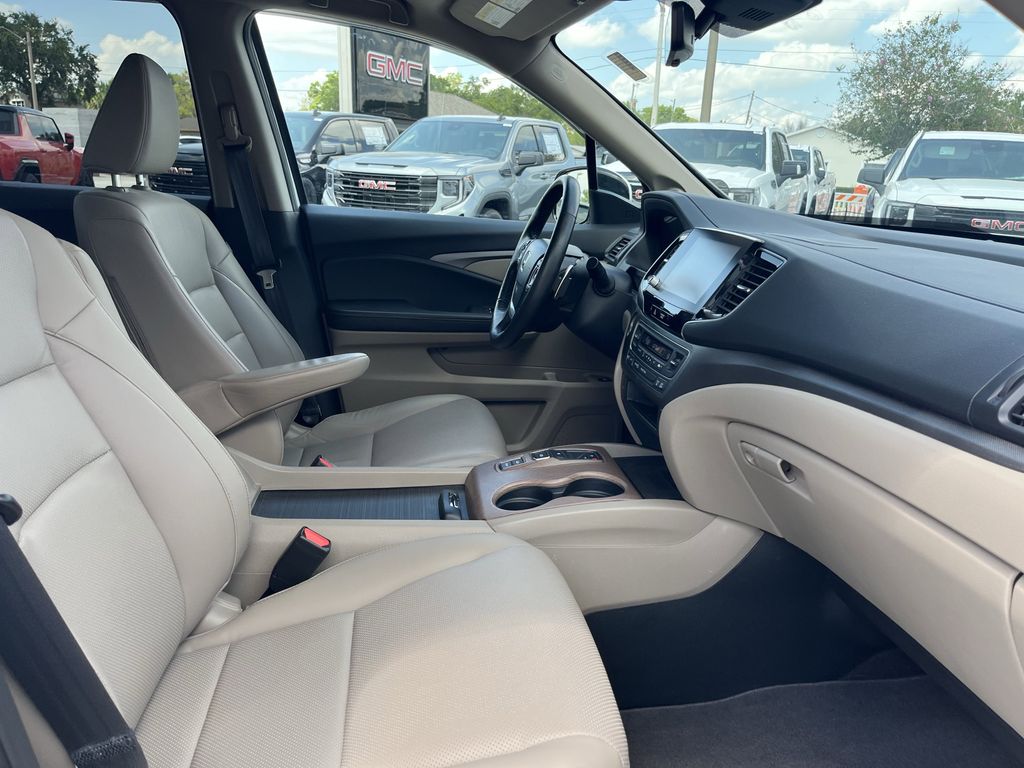 used 2023 Honda Ridgeline car, priced at $34,491