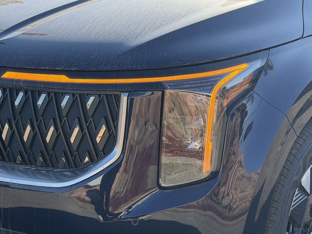 new 2026 Kia Carnival Hybrid car, priced at $38,702