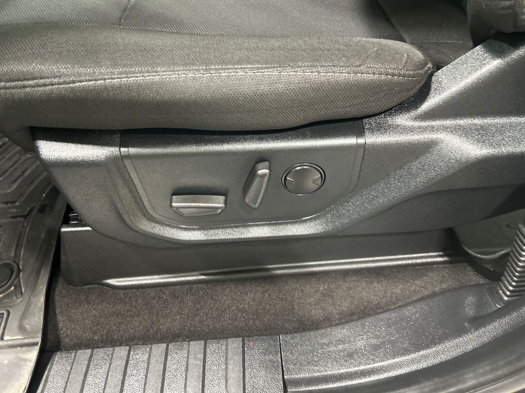 used 2020 Ford F-150 car, priced at $32,212