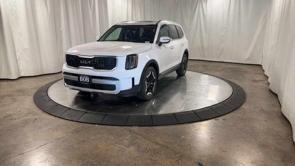 new 2025 Kia Telluride car, priced at $46,350