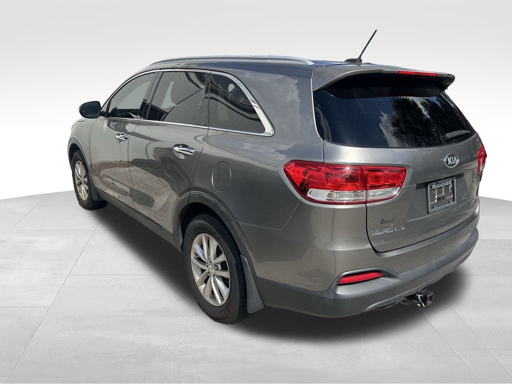 used 2016 Kia Sorento car, priced at $9,991