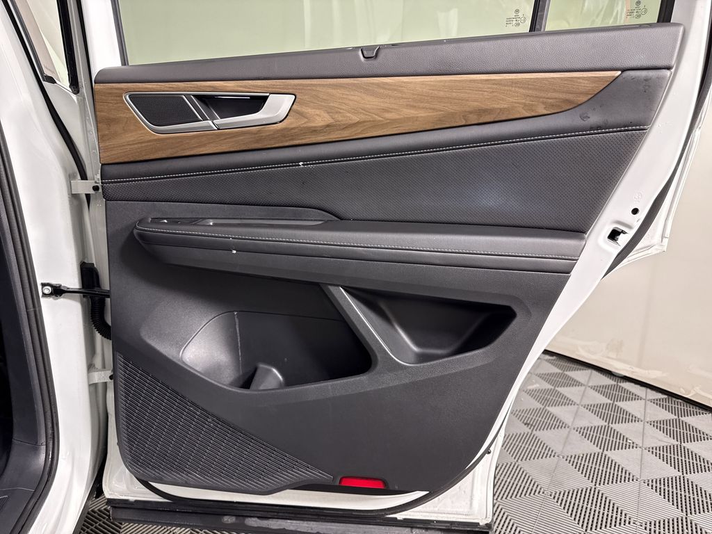 used 2024 Volkswagen Atlas car