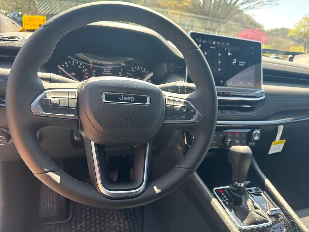 new 2025 Jeep Compass car, priced at $28,490