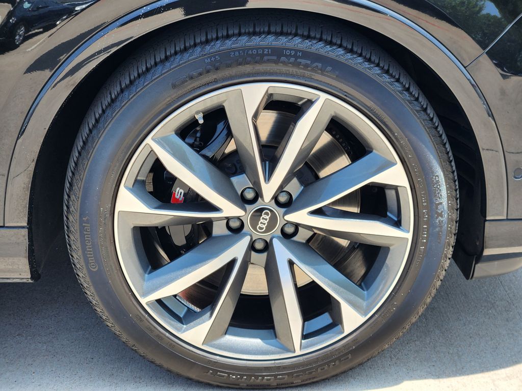 used 2023 Audi SQ7 car, priced at $71,993