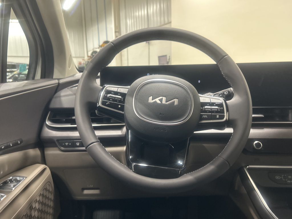 new 2026 Kia Carnival Hybrid car, priced at $43,570