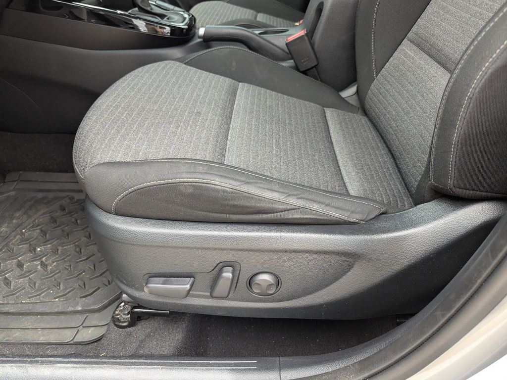 used 2023 Kia Soul car, priced at $15,653