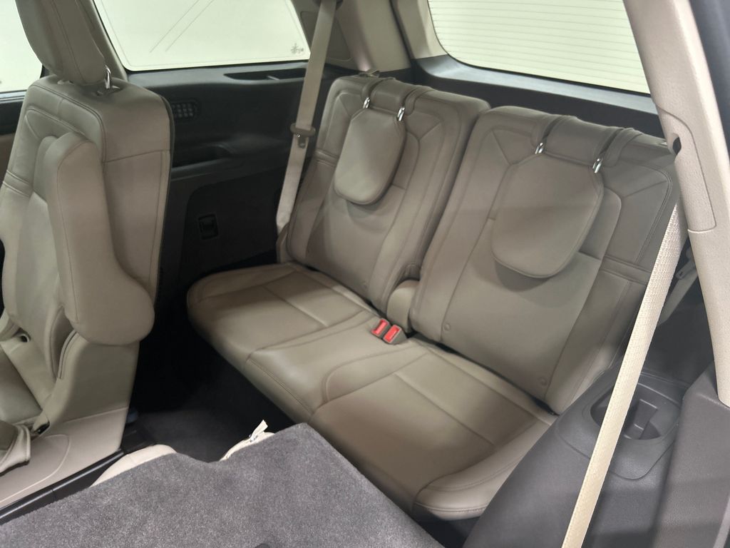 used 2021 Lincoln Aviator car, priced at $42,991