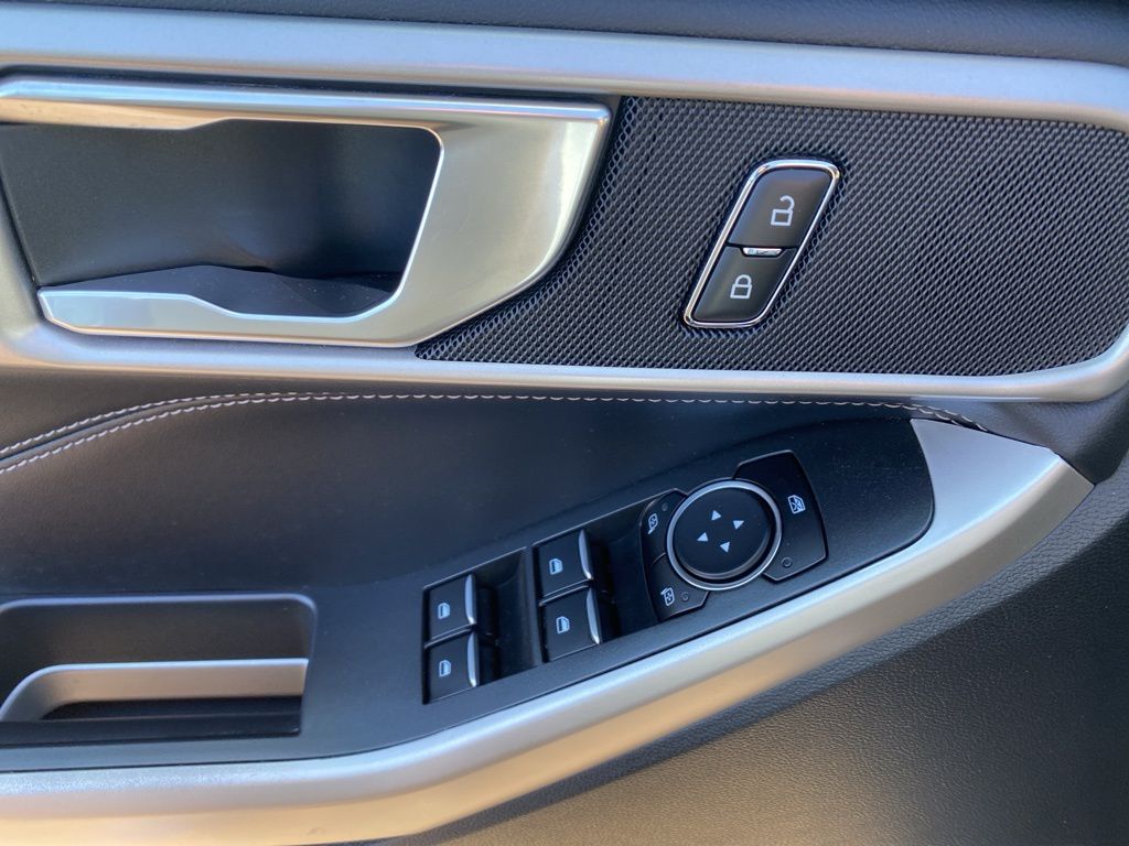 used 2023 Ford Explorer car, priced at $27,995