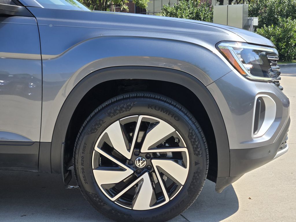 used 2024 Volkswagen Atlas car, priced at $35,591