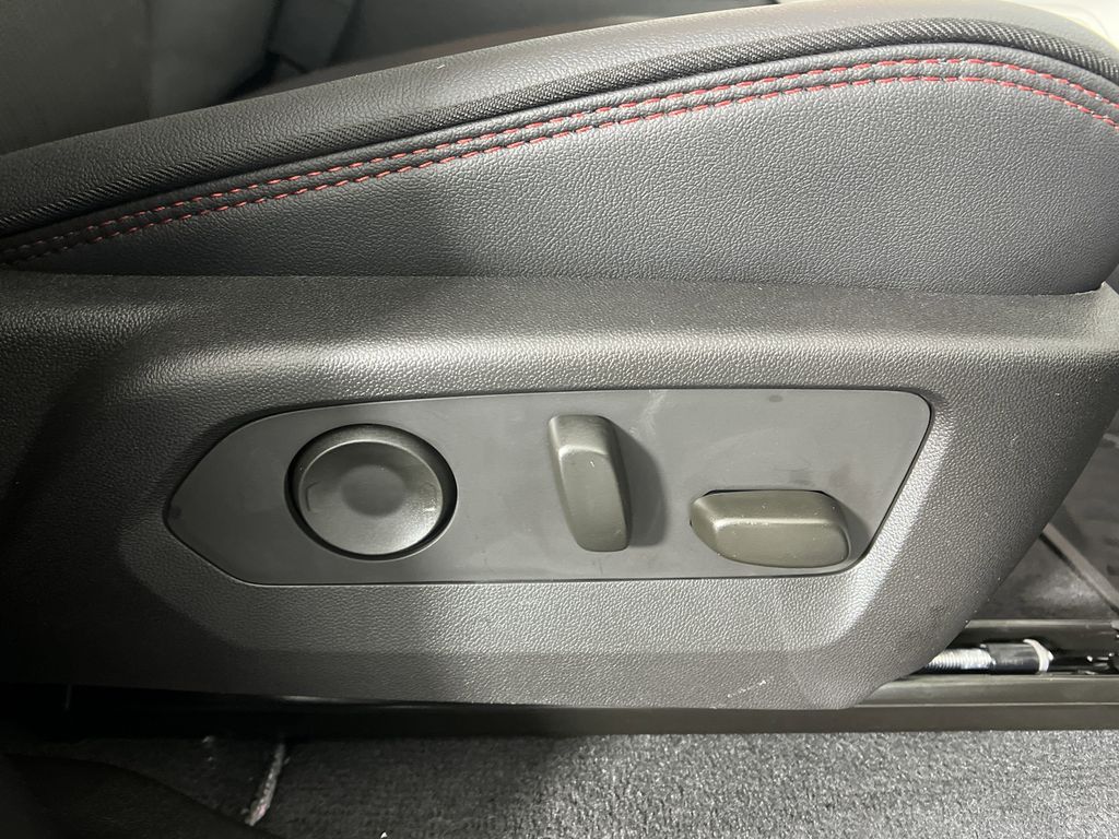 new 2025 GMC Canyon car, priced at $54,465
