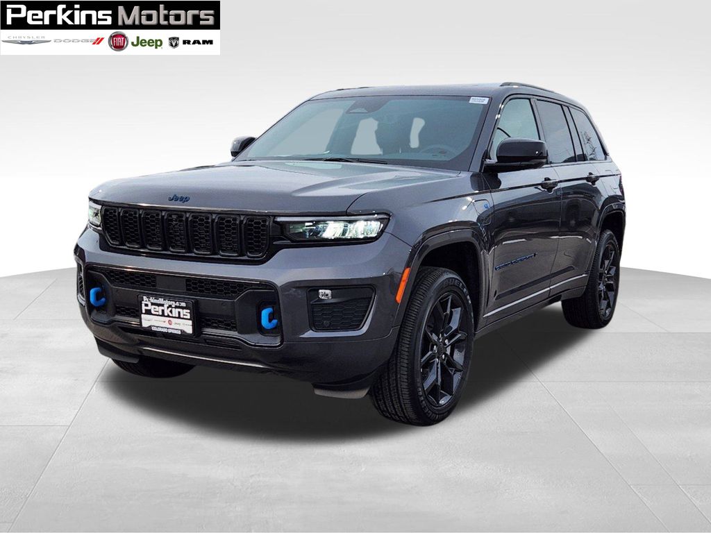 new 2025 Jeep Grand Cherokee car, priced at $56,564