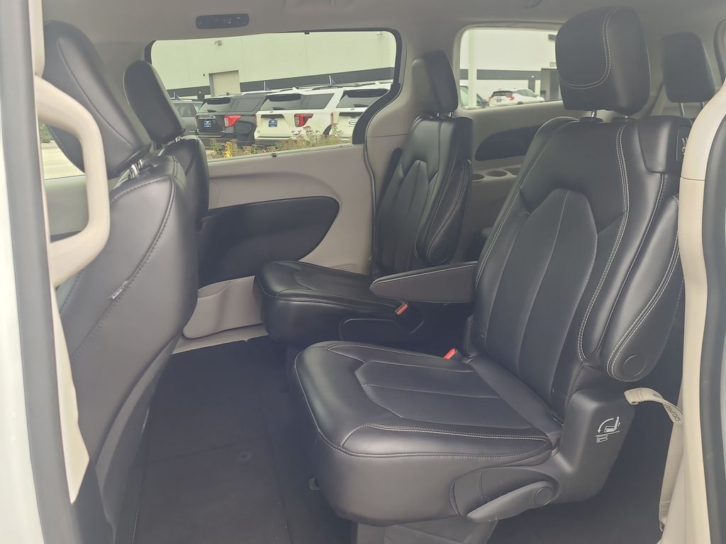 used 2023 Chrysler Pacifica car, priced at $24,987