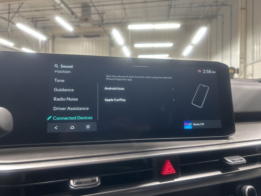 new 2025 Kia Sorento car, priced at $39,010