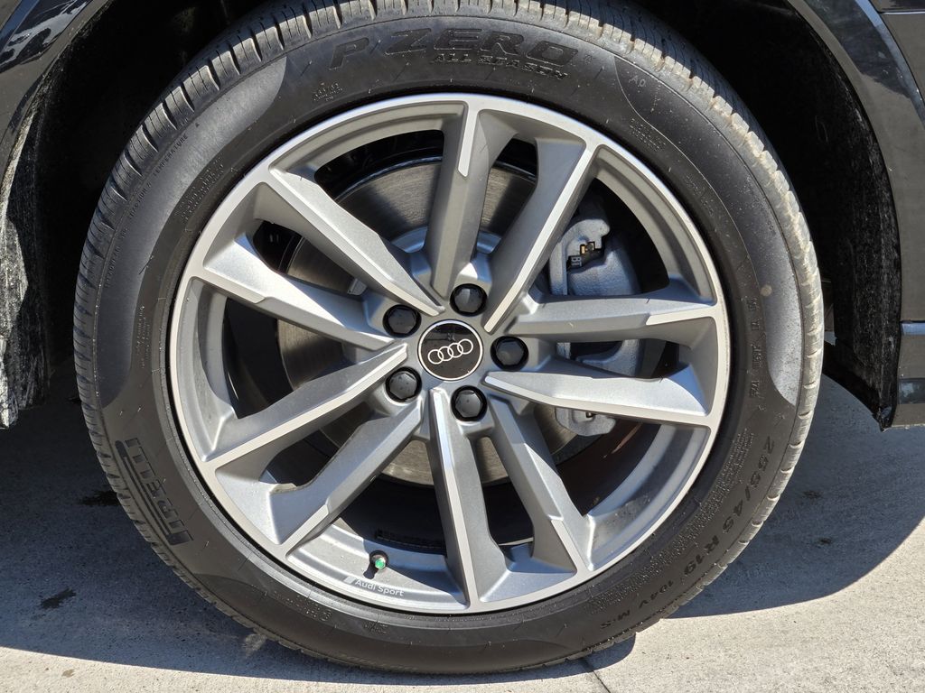 new 2025 Audi Q3 car, priced at $46,110