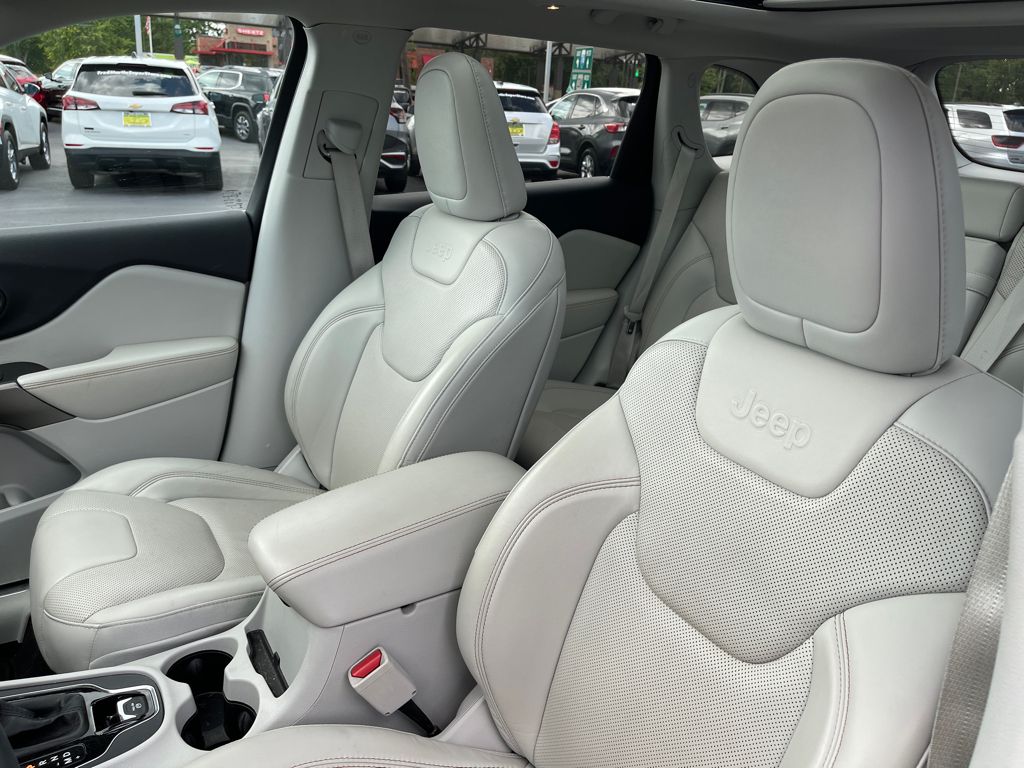 used 2019 Jeep Cherokee car, priced at $20,095