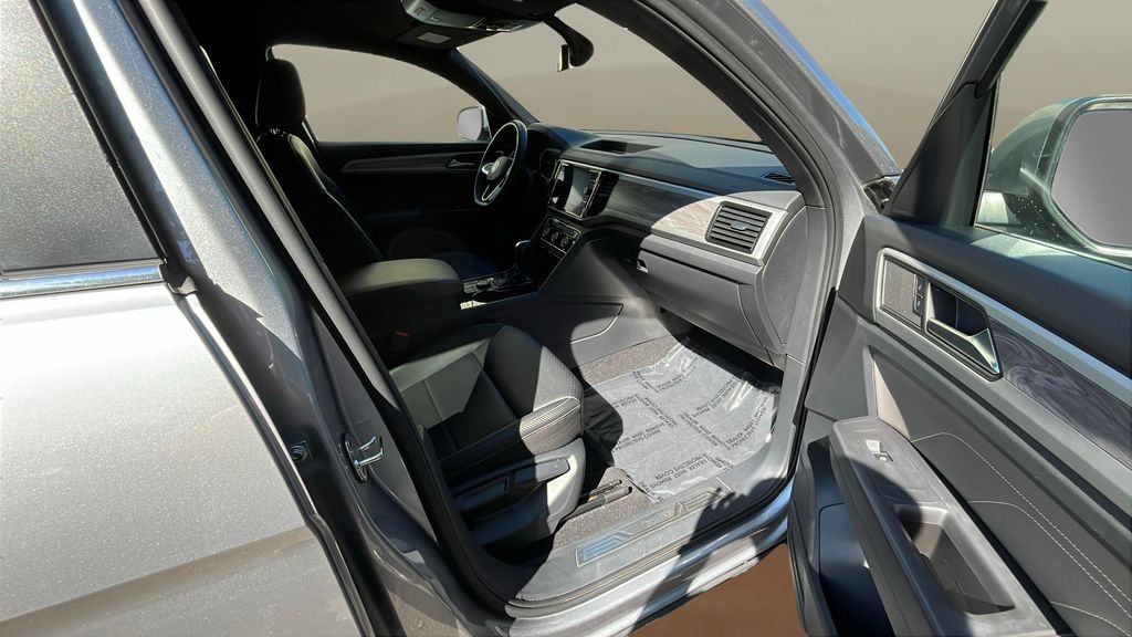 used 2022 Volkswagen Atlas Cross Sport car, priced at $25,500