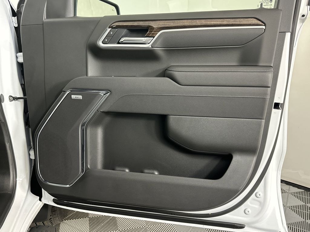 new 2025 GMC Sierra 1500 car, priced at $61,929