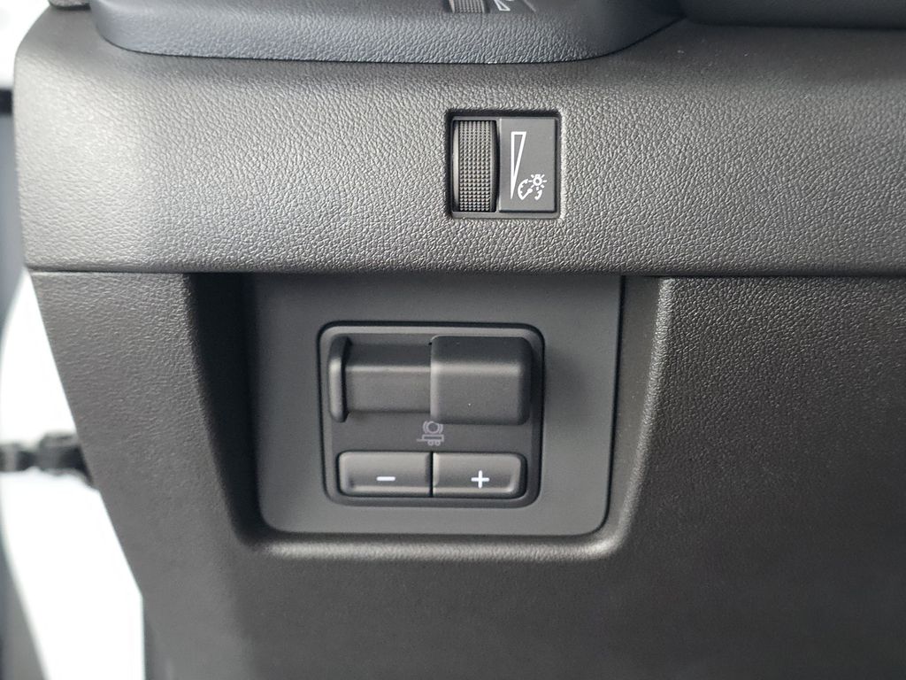 new 2025 GMC Canyon car, priced at $37,652