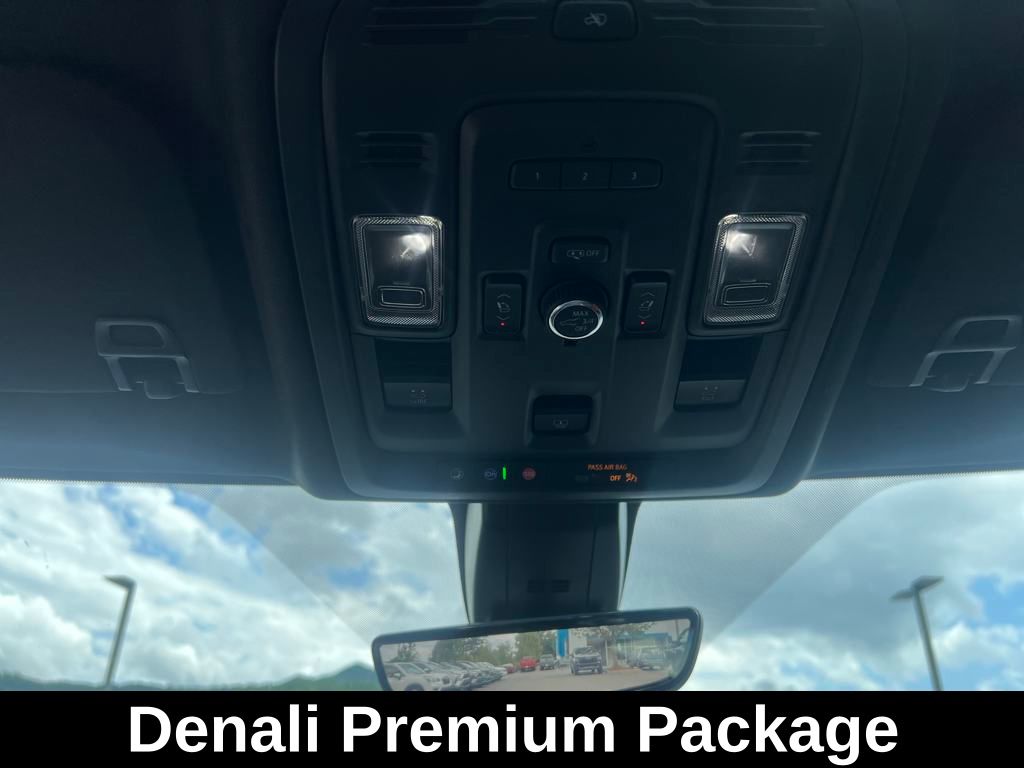 used 2021 GMC Yukon XL car, priced at $52,100
