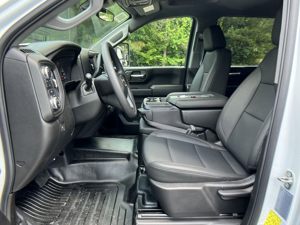 new 2024 GMC Sierra 3500HD car, priced at $49,993