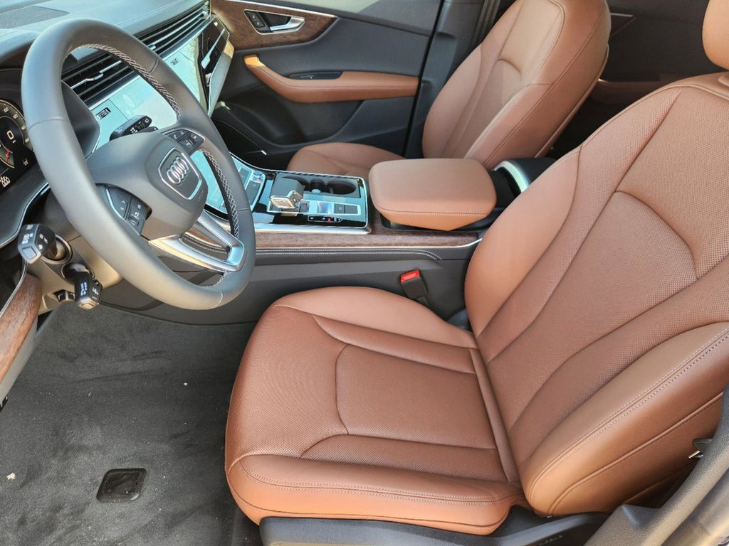 new 2025 Audi Q8 car, priced at $82,515