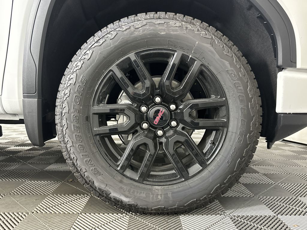 new 2025 GMC Sierra 1500 car, priced at $61,929