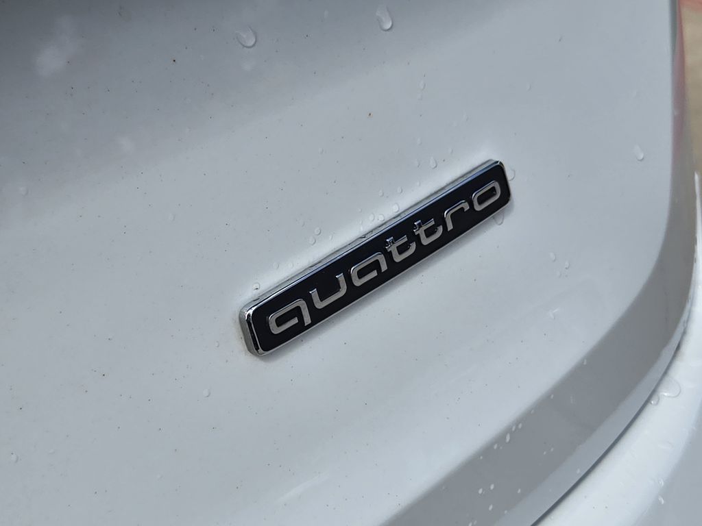 used 2023 Audi Q7 car, priced at $40,283