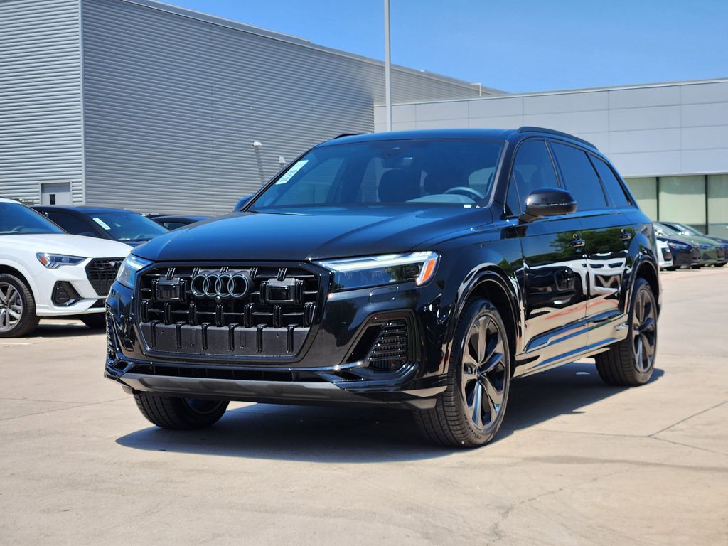new 2025 Audi Q7 car, priced at $77,750