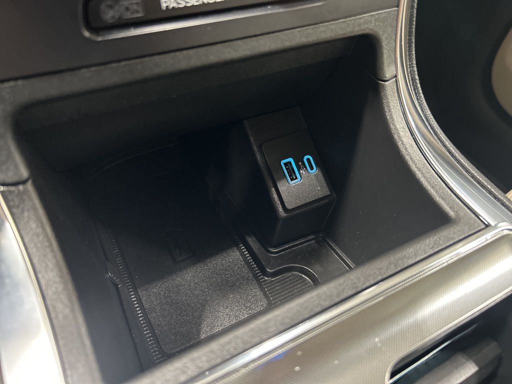 used 2022 Ford Edge car, priced at $29,985
