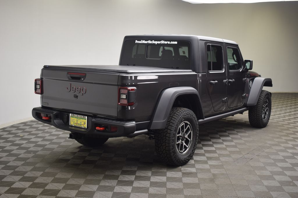 new 2025 Jeep Gladiator car, priced at $49,005