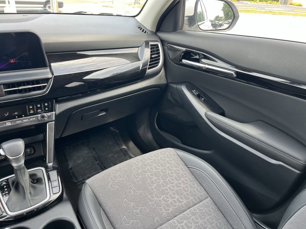 used 2024 Kia Seltos car, priced at $22,891