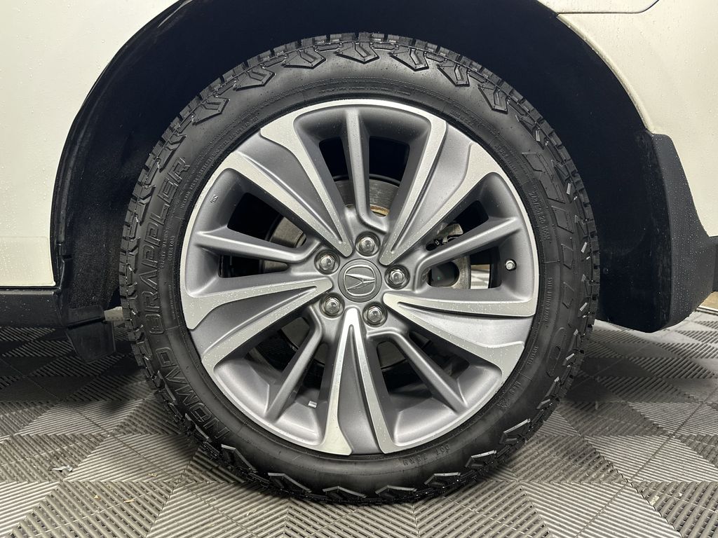 used 2018 Acura MDX car, priced at $21,330